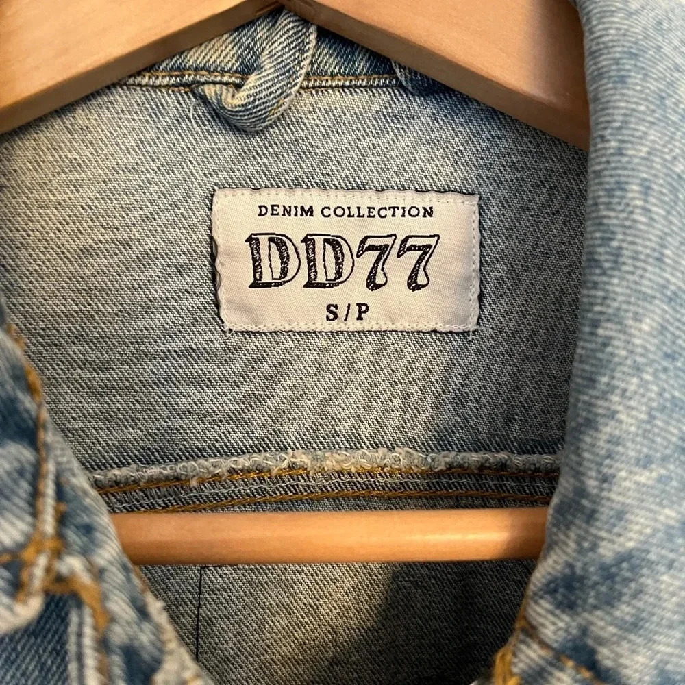 DD77 jeans jacket custom made POW💥 diamond and cat sequin patches sz small - Picture 7 of 9